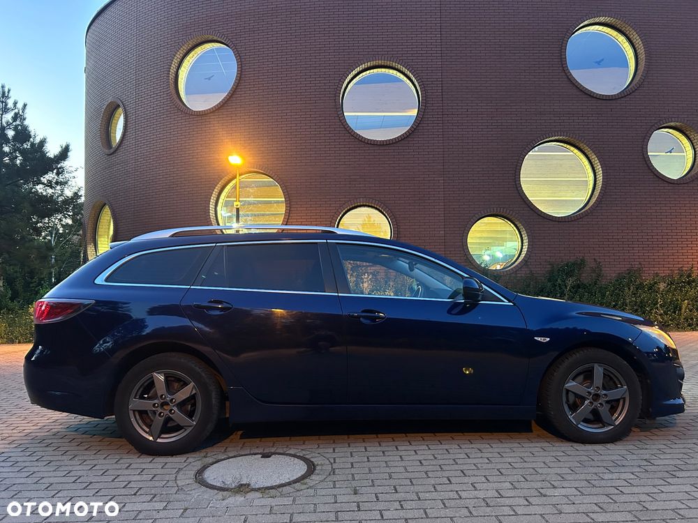 Mazda 6 2.0 Exclusive + - 21