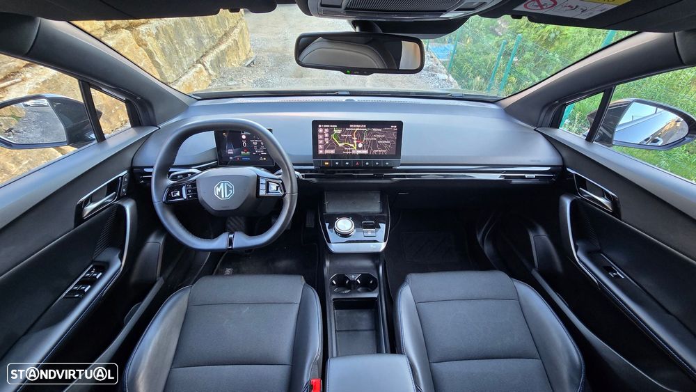 MG MG4 64 kWh Luxury - 9