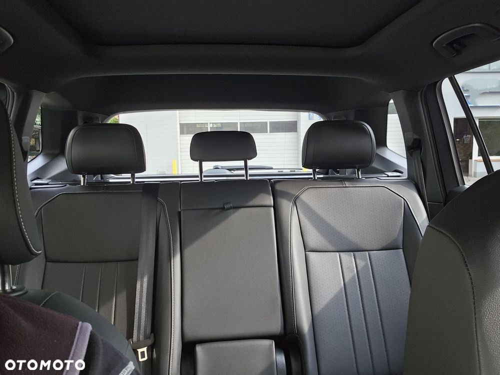 Volkswagen Tiguan Allspace - 9