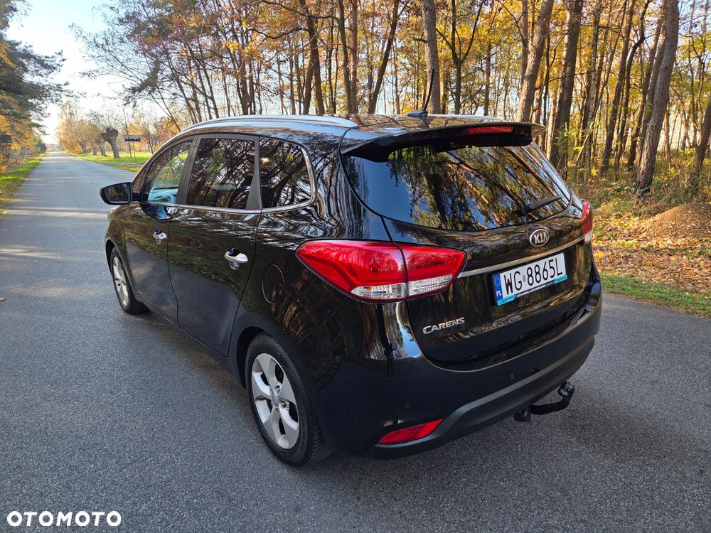 Kia Carens 2.0 GDI Edition 7 - 9