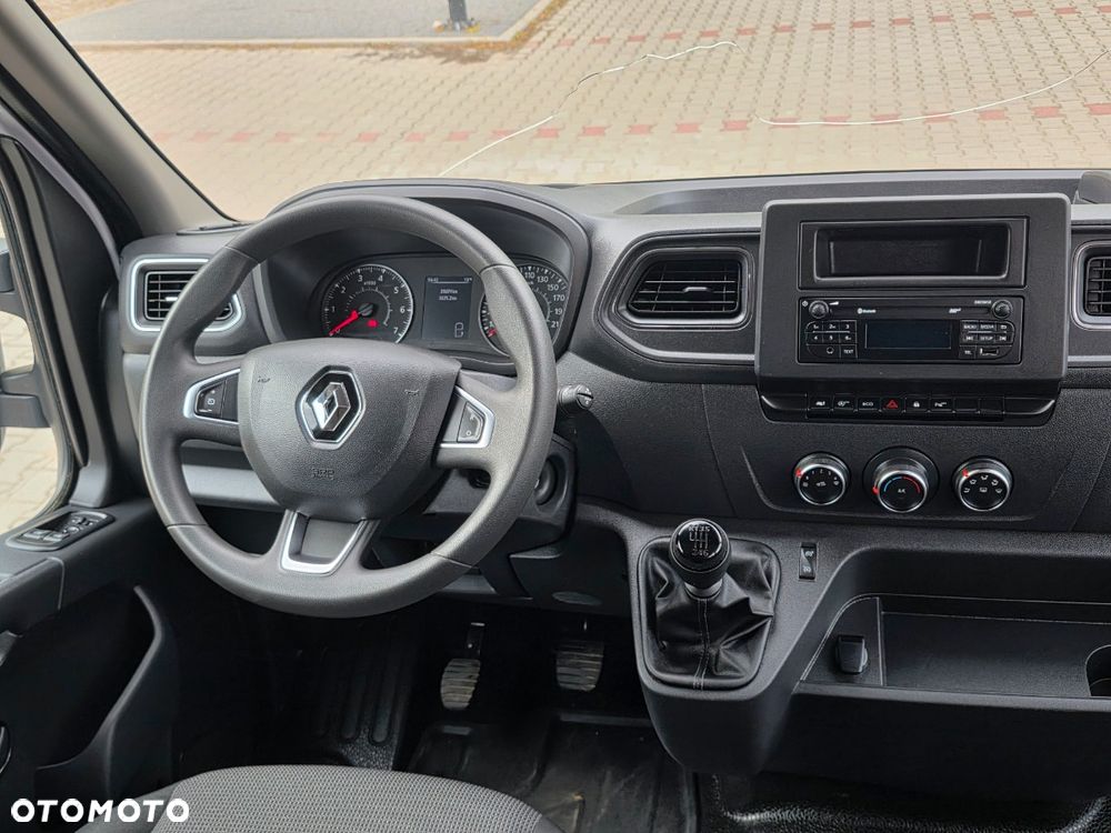 Renault Master - 24