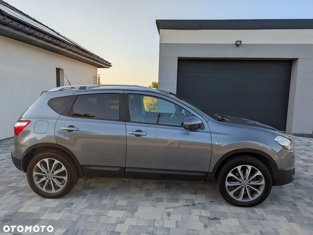 Nissan Qashqai 2.0 dCi 4x4 Tekna Premium - 13