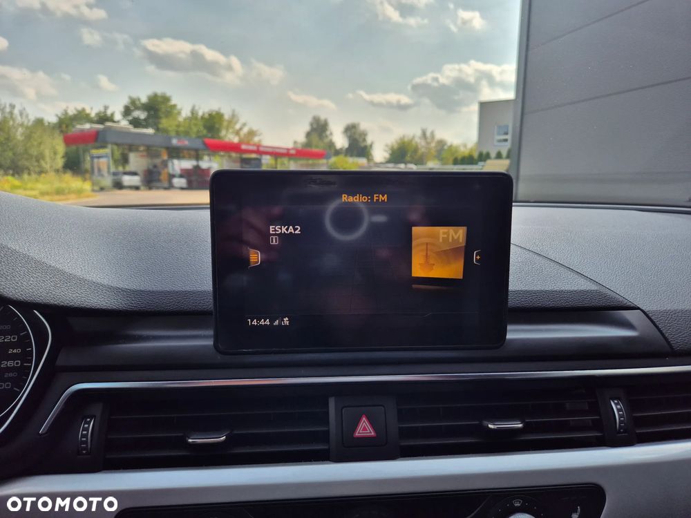 Audi A4 Avant 2.0 TDI ultra S tronic - 38