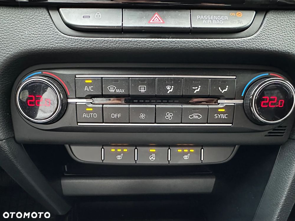 Kia Ceed 1.5 T-GDI Tribute DCT - 18