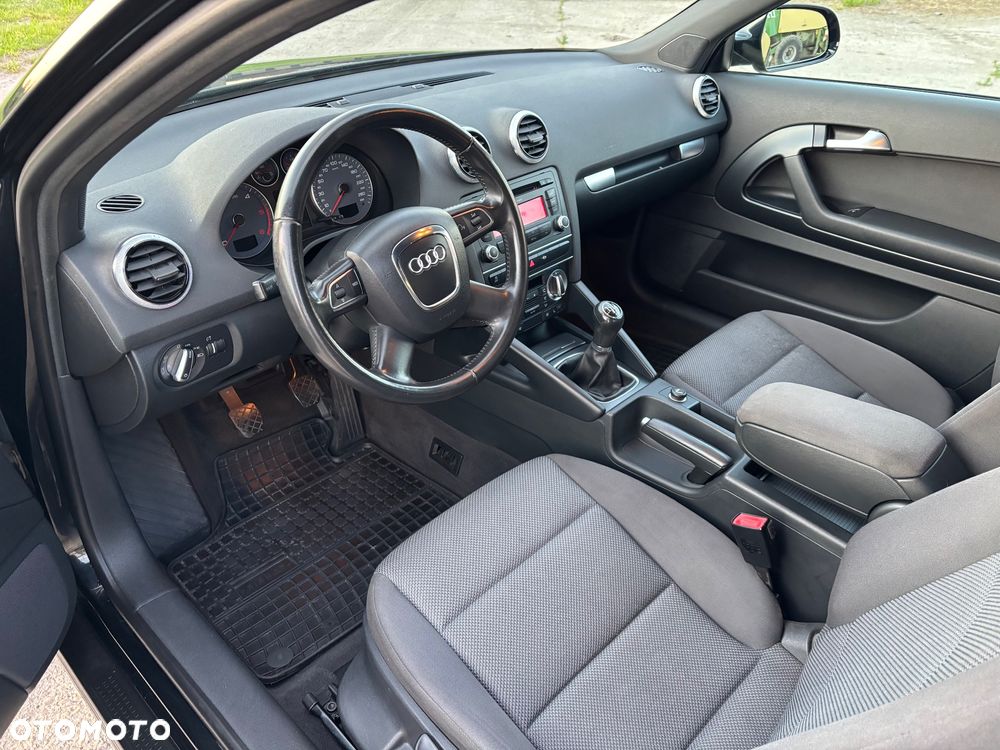 Audi A3 3-drzwiowe 1.6 TDI S line Sportpaket - 11