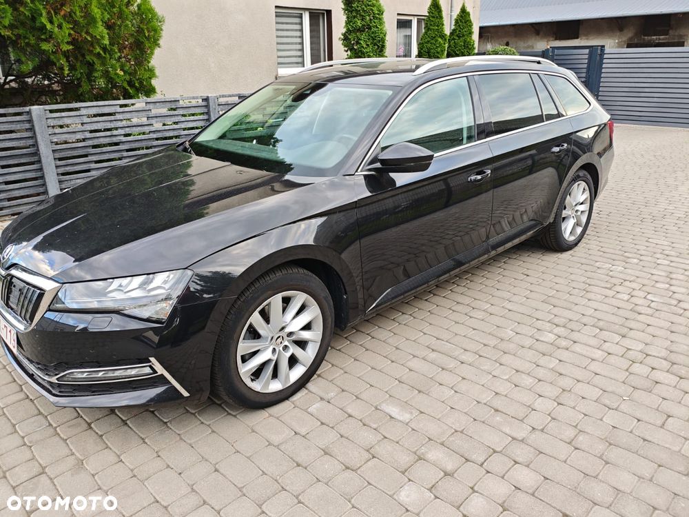 Skoda Superb 2022 photo 3
