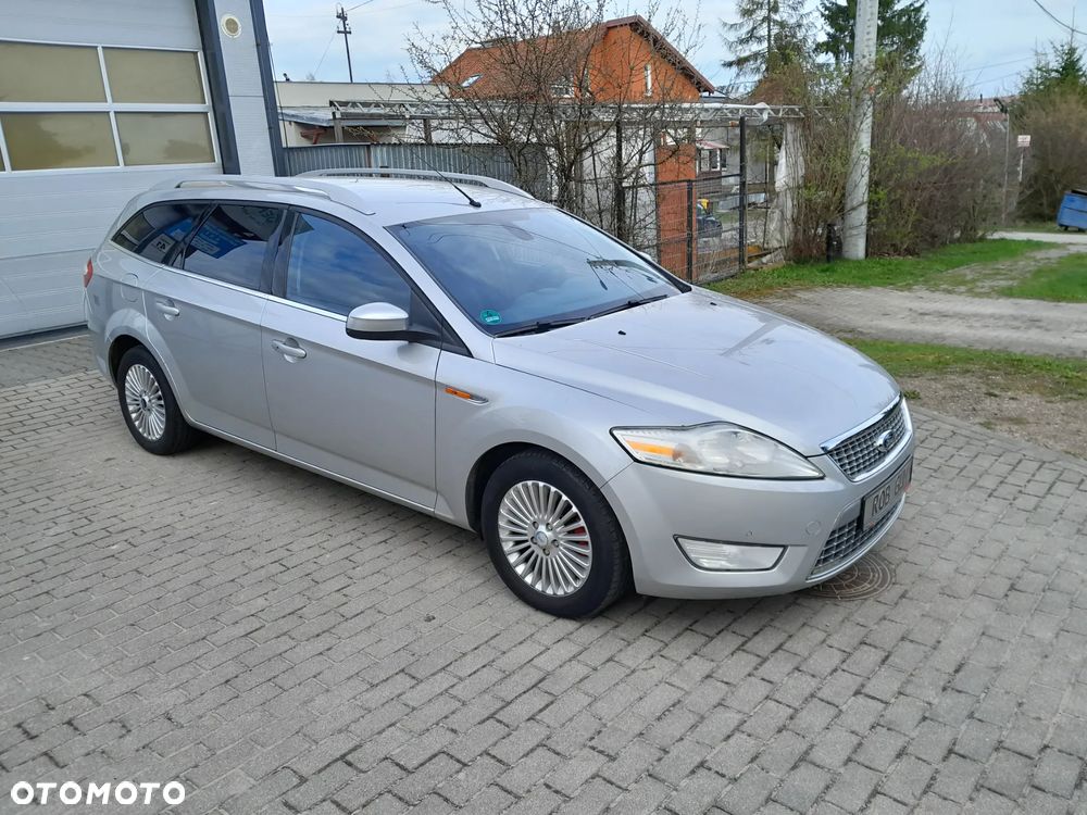 Ford Mondeo 2.0 Ghia - 7