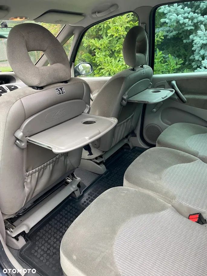 Citroën Xsara Picasso 1.6 16V Exclusive - 17