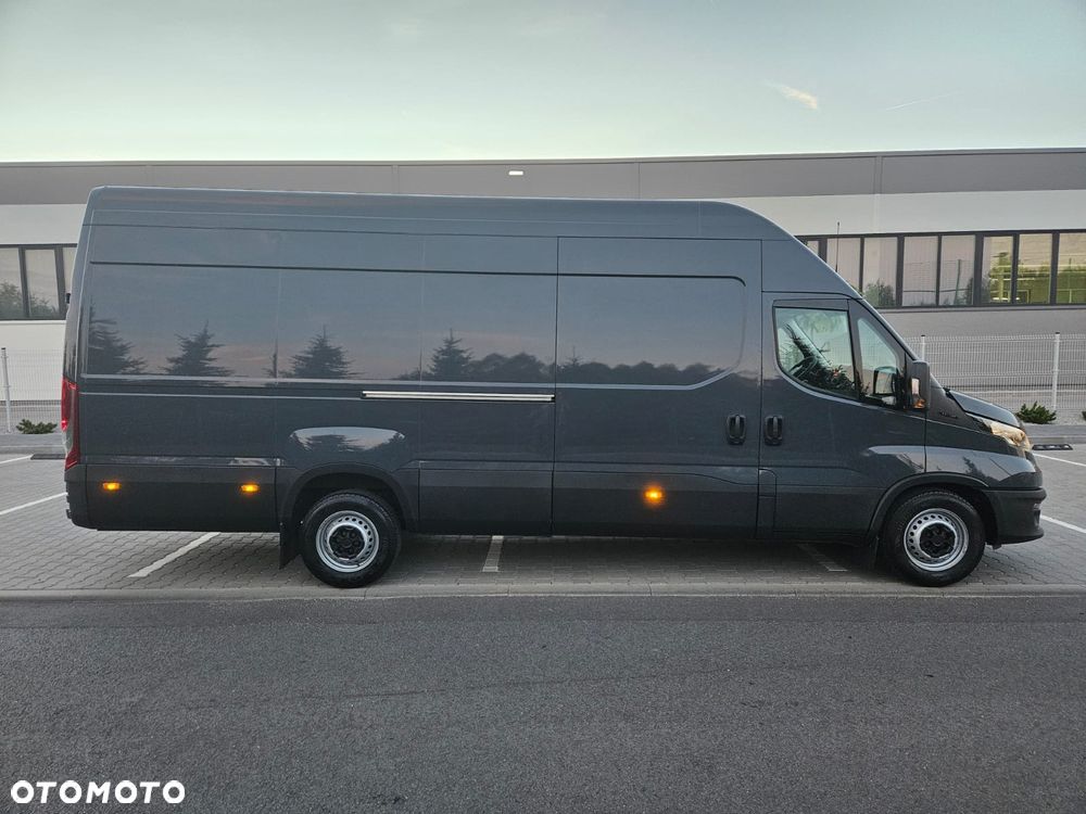 Iveco 35S18 L4H3