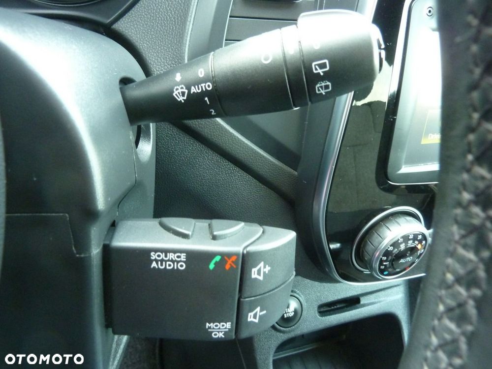 Renault Captur - 30
