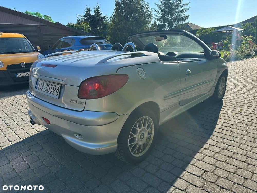 Peugeot 206 CC - 1