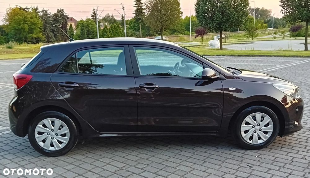 Kia Rio 1.2 XL - 11