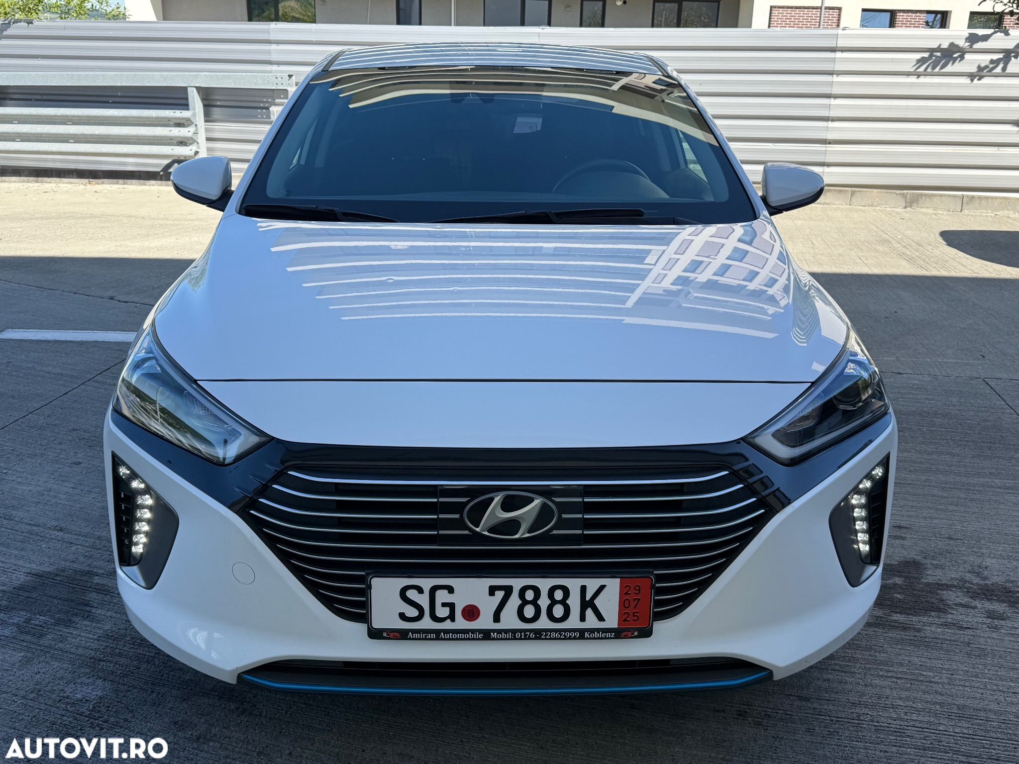 Hyundai IONIQ Hybrid 1.6 GDI Style - 17