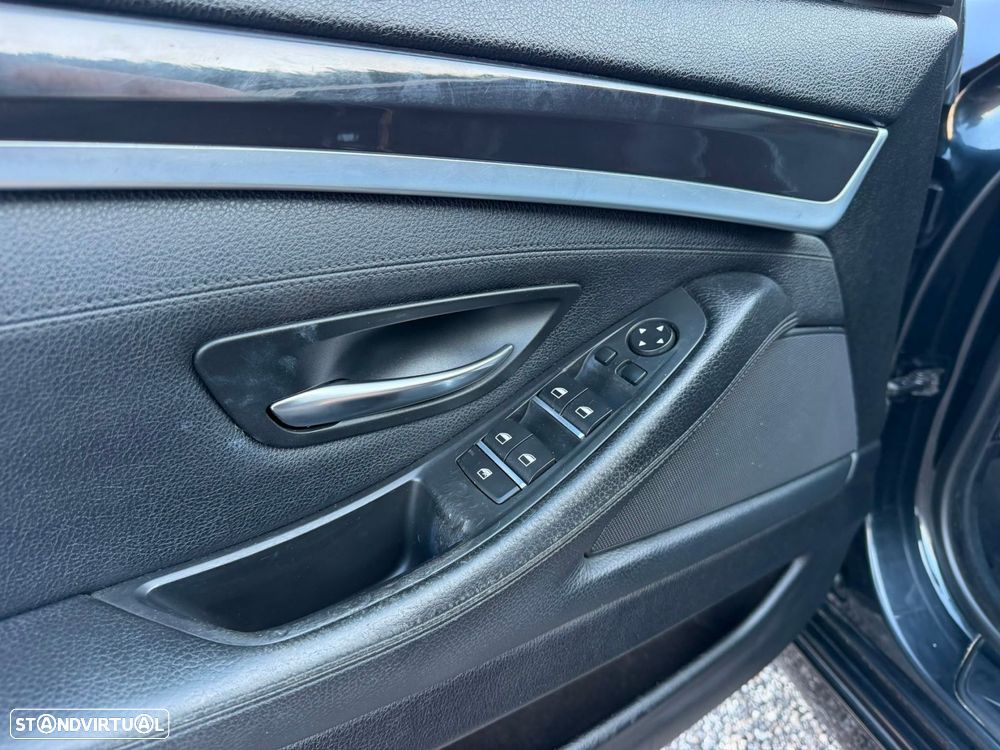 BMW 520 d Auto - 31