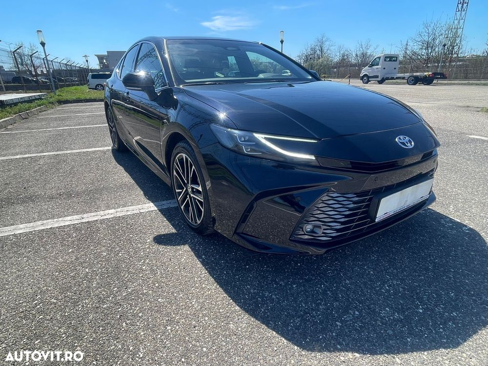 Toyota Camry 2.5 Dynamic - 2