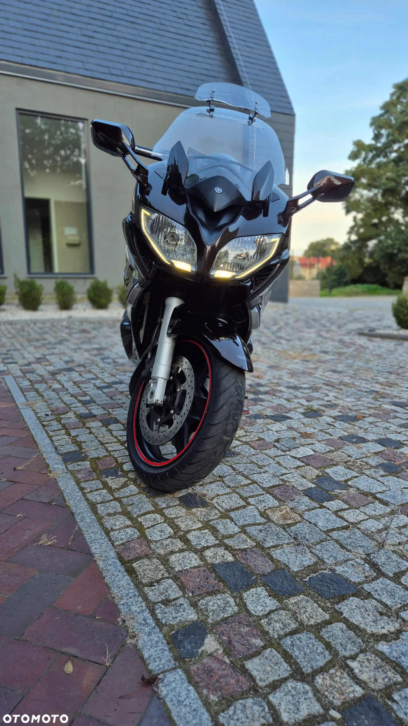 Yamaha FJR - 34