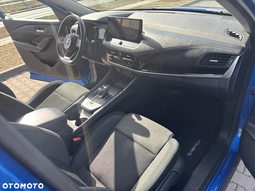 Nissan Qashqai 1.3 DIG-T N-Connecta DCT - 13