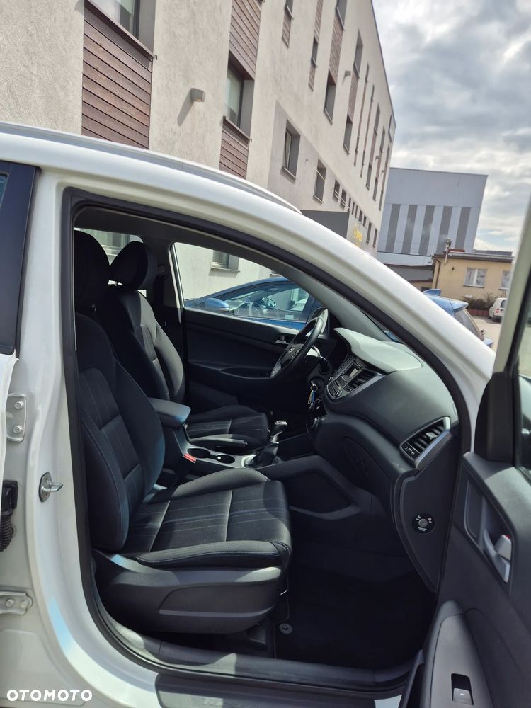 Hyundai Tucson 1.7 CRDI BlueDrive Classic 2WD - 9