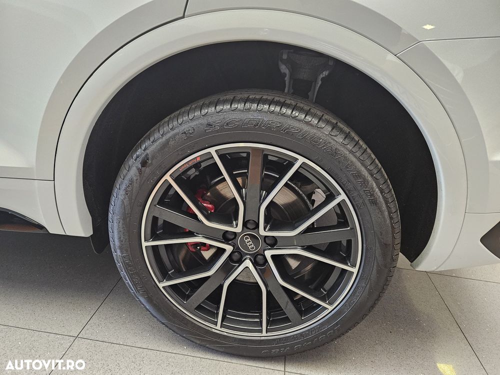 Audi Q5 40 TDI Sportback quattro S tronic S line - 9