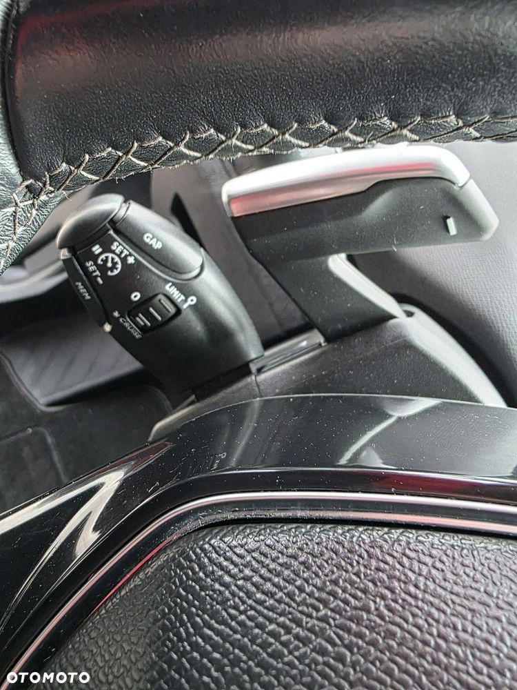 Peugeot 3008 1.6 THP Allure S&S EAT6 - 31