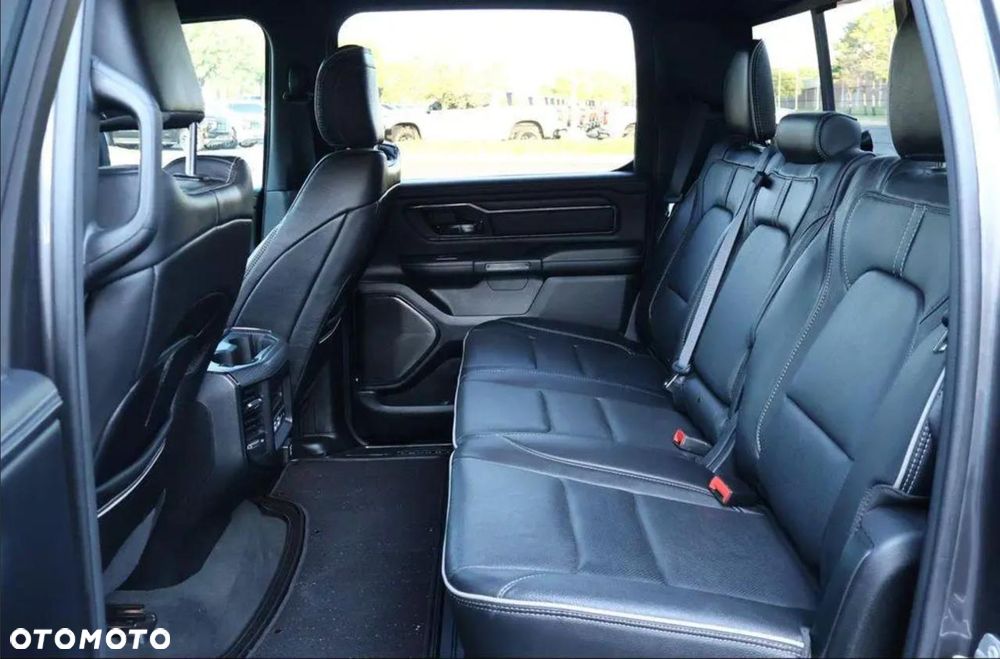 RAM 1500 Crew Cab Shortbed Limited - 21