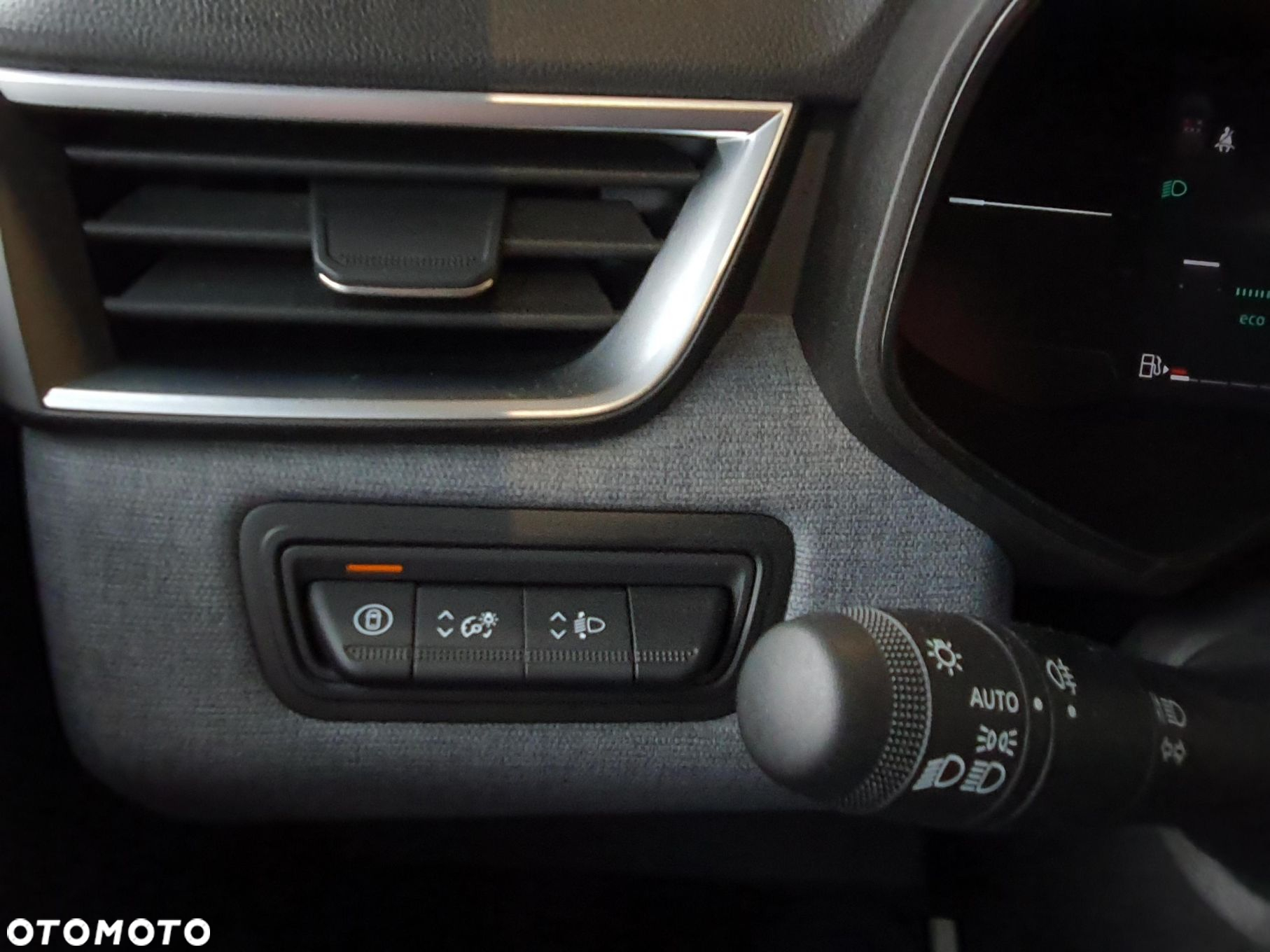 Renault Clio 1.0 TCe Evolution - 16