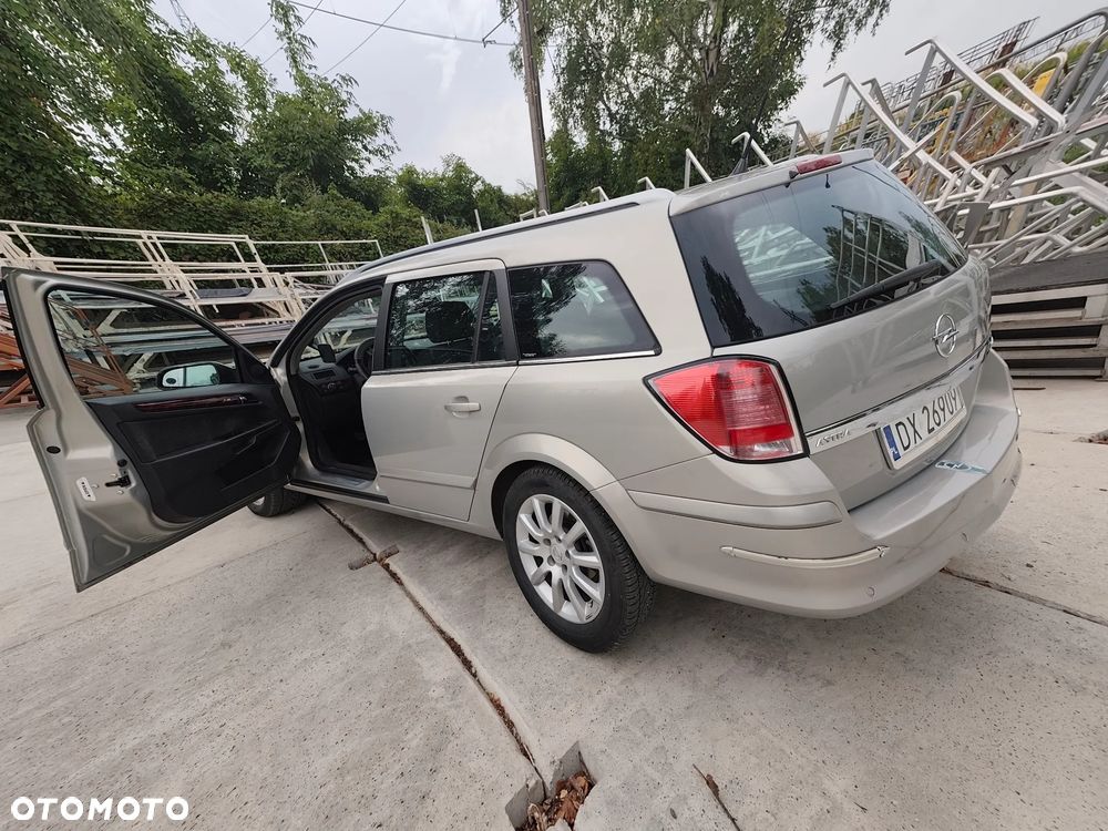 Opel Astra 1.6 Enjoy - 2