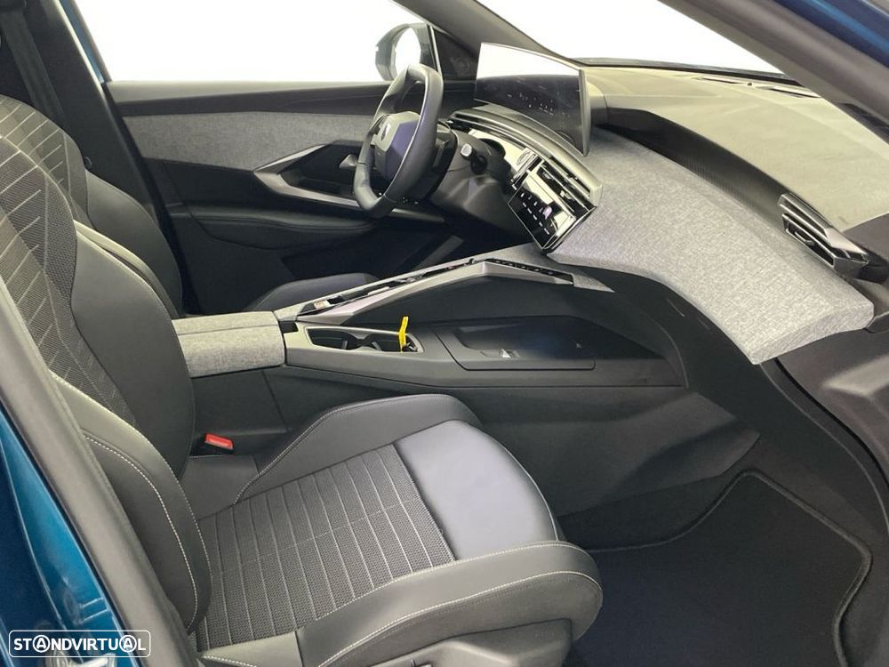 Peugeot 3008 1.2 Hybrid Allure e-DCS6 - 21