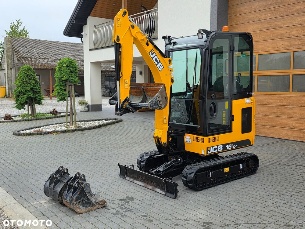 JCB JCB 16 C-1 mini koparka 3 łyżki szybkozłącze 19c1 sprowadzona 8018 serwisowana - 19