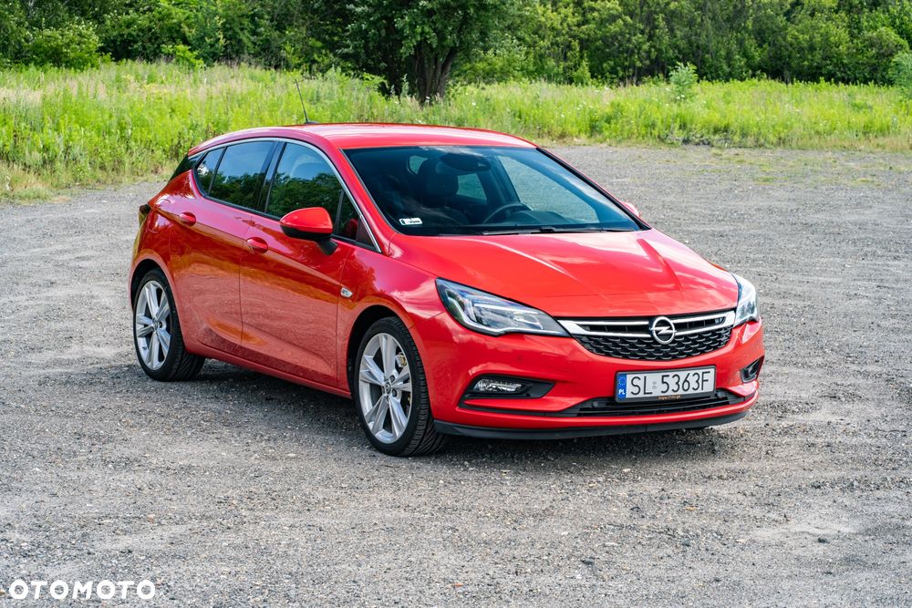 Opel Astra 1.6 T Dynamic S&S - 3