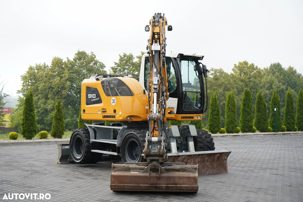 Liebherr 910 COMPACT LITRONIC / EXCAVATOR PE ROȚI / AER CONDIȚIONAT / CAMERĂ / ANUL 2020 / CONTRACT DE SERVICE POST-SERVICE - 5