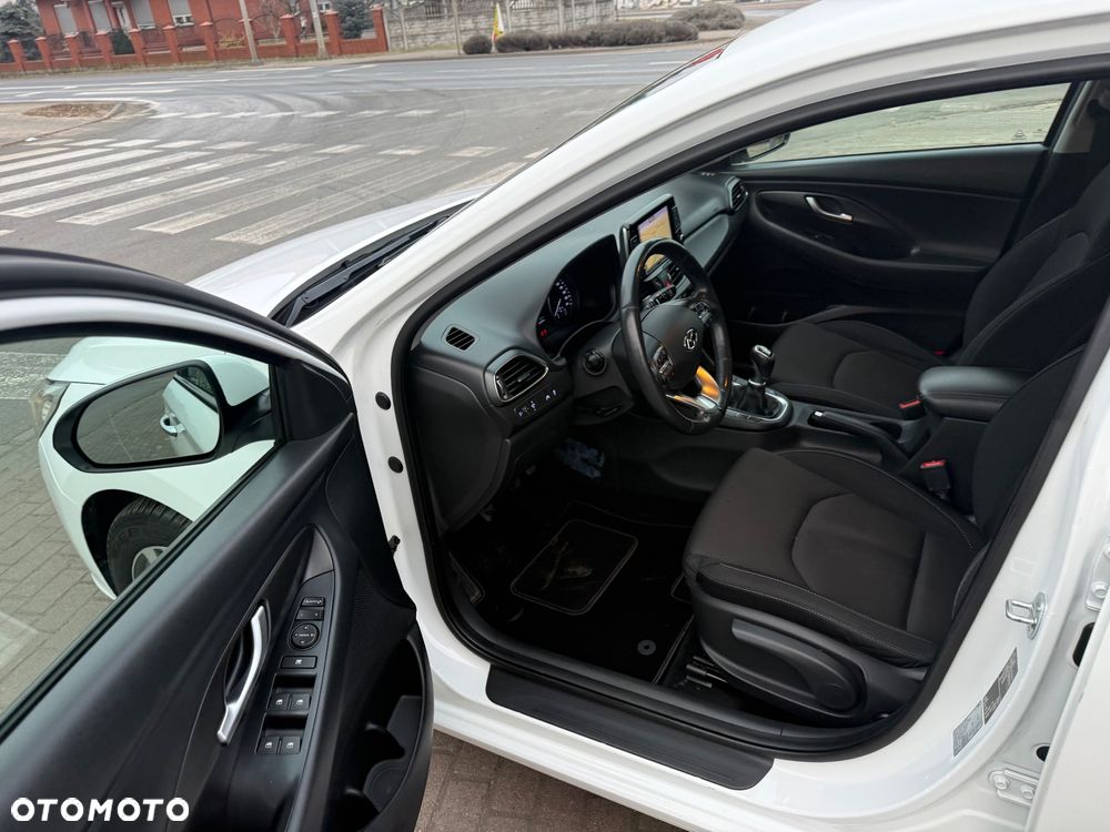 Hyundai i30 1.6 CRDI Passion - 12