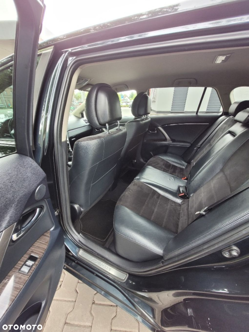 Toyota Avensis - 14