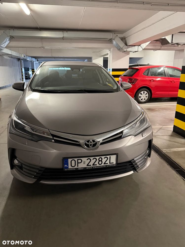 Toyota Corolla 1.6 Comfort - 1