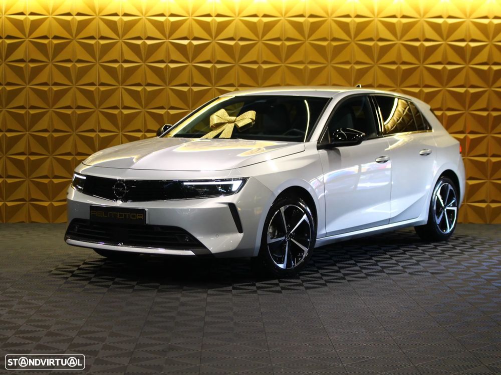 Opel Astra 1.5 D Elegance - 2