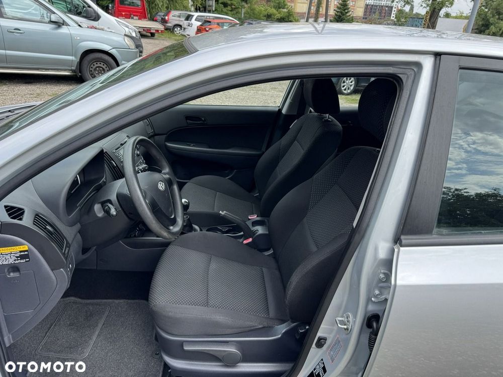 Hyundai i30 - 23