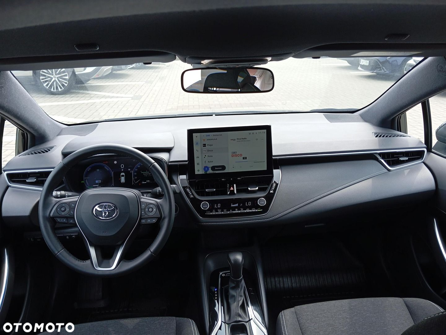 Toyota Corolla - 16
