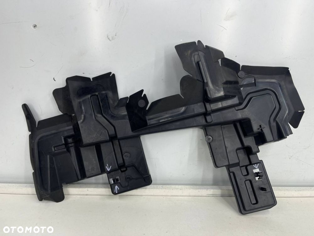 Osłona chłodnicy Peugeot 2008 II 19r. prawa kierownica powietrza pasa przedniego oryginal 9827819580 - 4