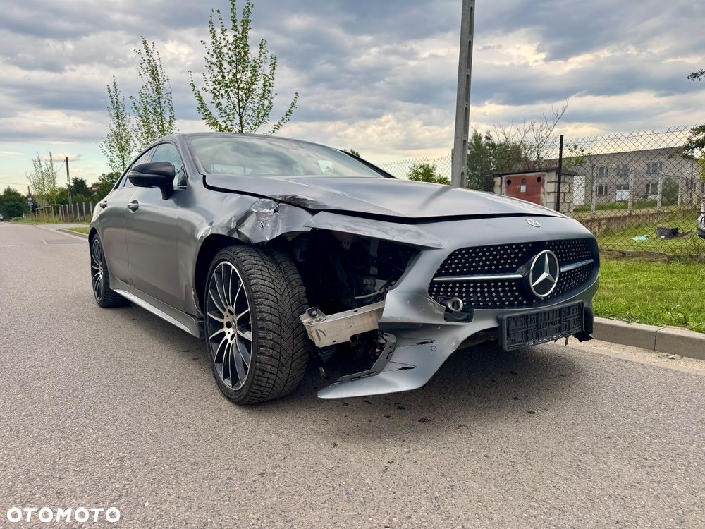 Mercedes-Benz CLS - 4