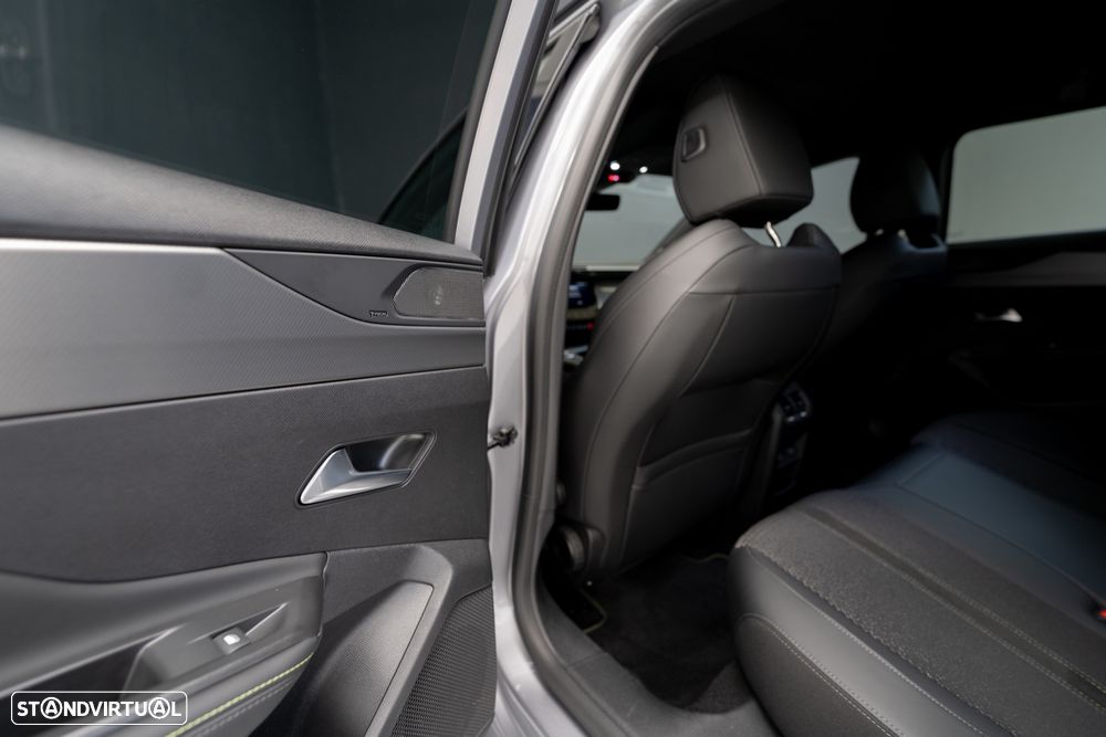 Peugeot 308 SW 1.6 Hybrid GT Pack e-EAT8 - 24