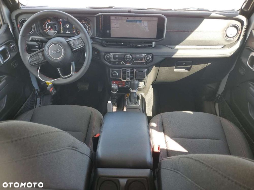 Jeep Wrangler - 9