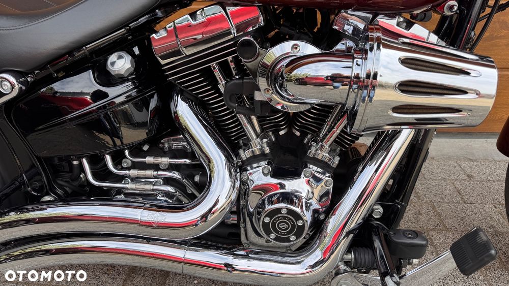 Harley-Davidson FXSB Breakout - 21