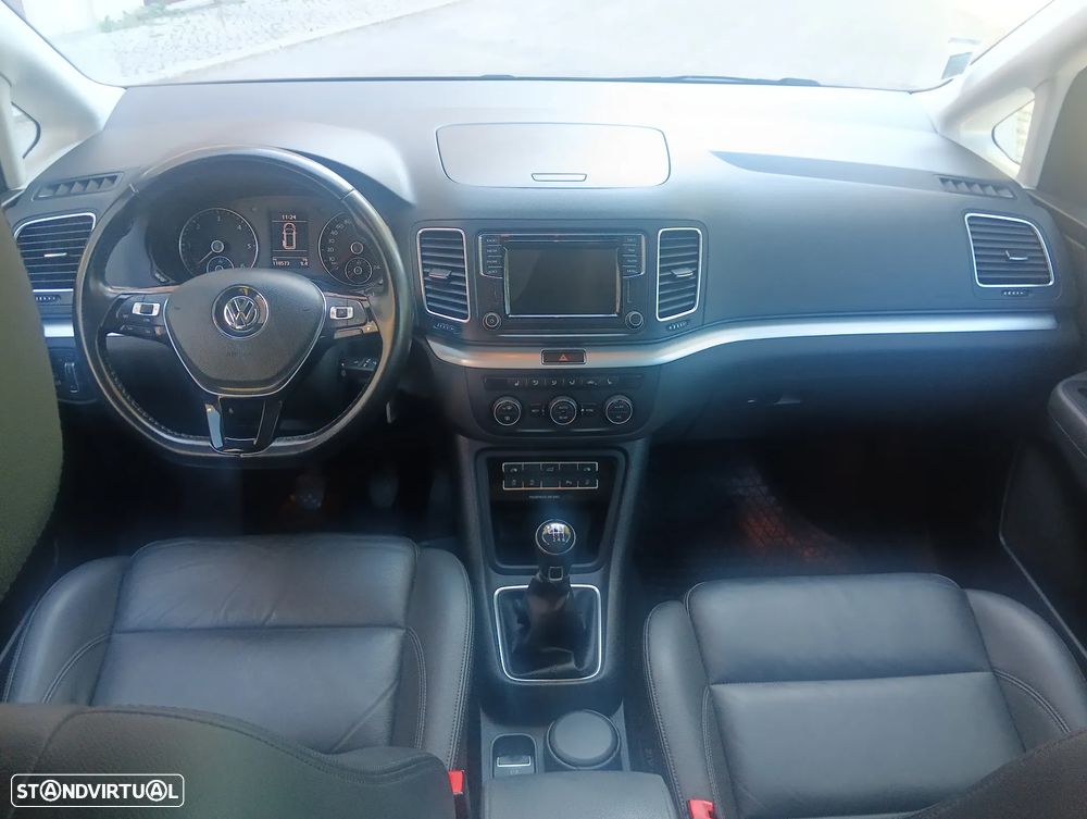 VW Sharan 2.0 TDI Highline - 8