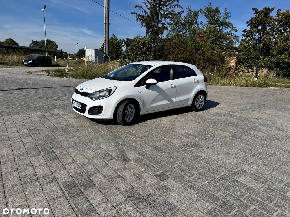 Kia Rio 1.2 Dream Team Edition - 1