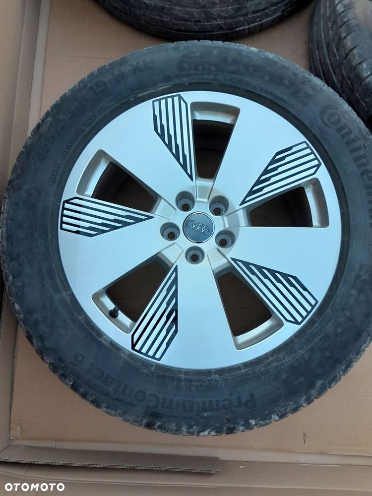 audi e-tron q7 q8 felgi koła z oponami 19" 5x112 255/55 - 2