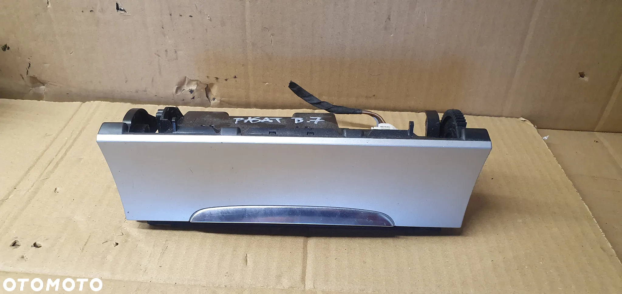Popielniczka schowek VW Passat B7 3C0863284G 3C0863284H 3C0857961G - 2