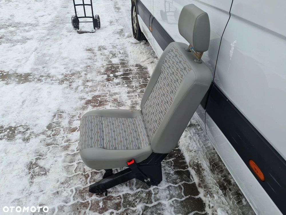 VW T5 LIFT fotel koziołek składany PALACE - 6