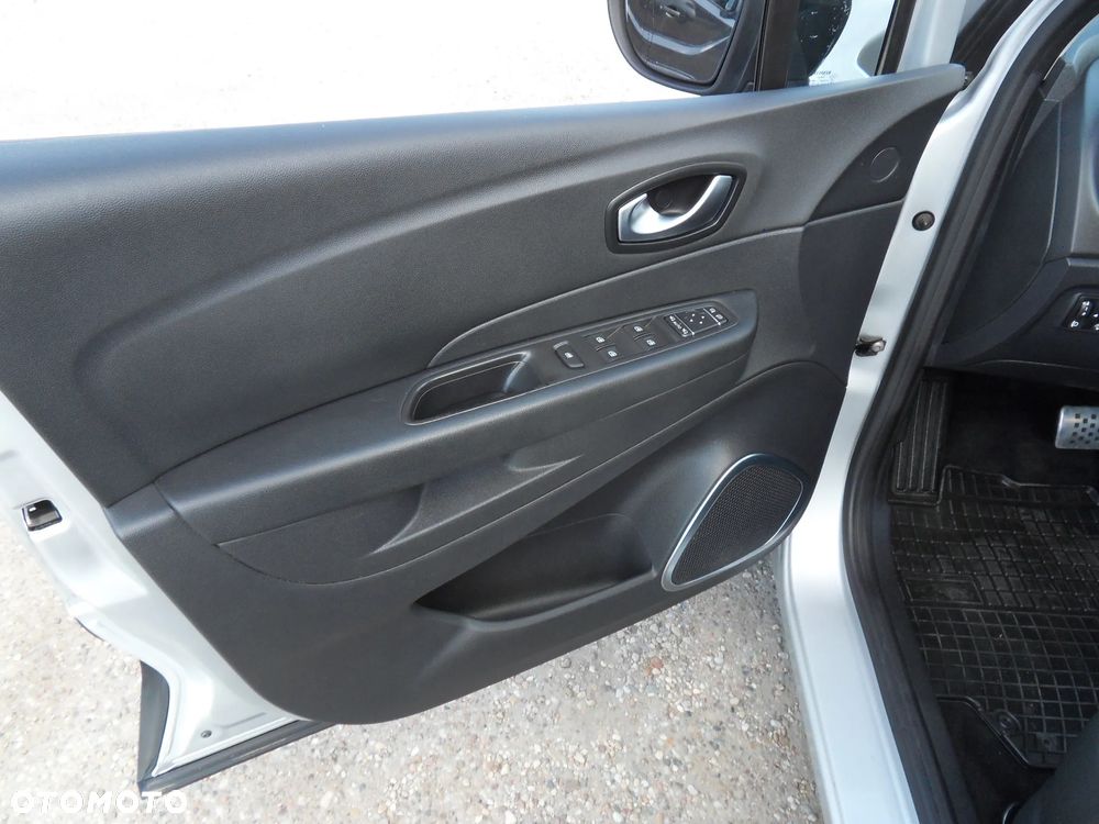 Renault Captur ENERGY TCe 120 EDC Initiale Paris - 12