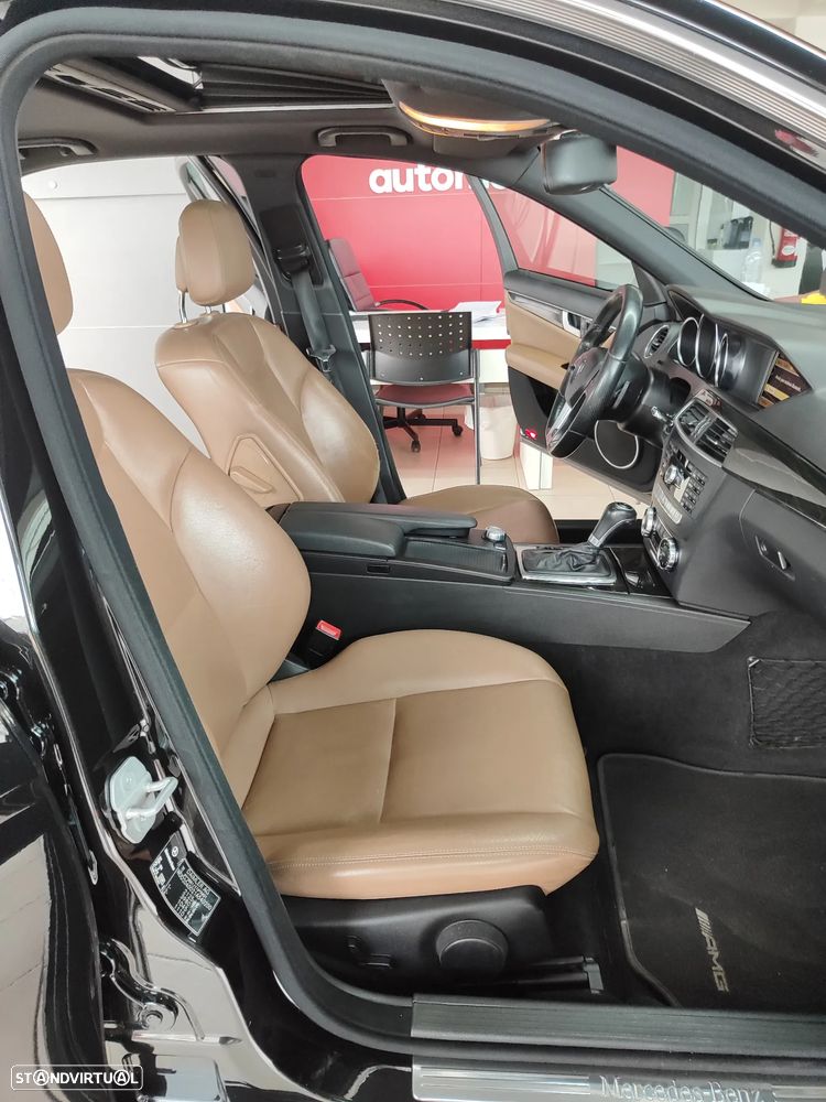 Mercedes-Benz C 220 CDI DPF BlueEFFICIENCY 7G-TRONIC Avantgarde Edition - 19