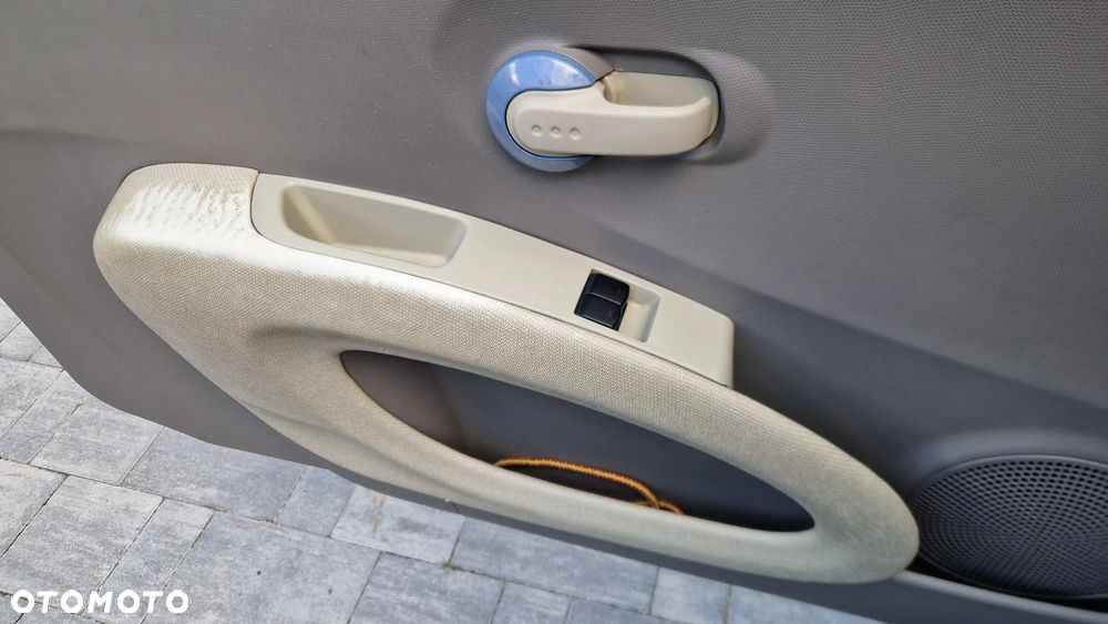 Nissan Micra - 19